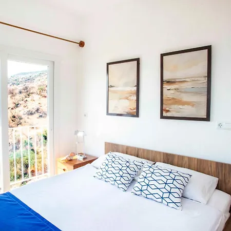 Homestay Conti *
